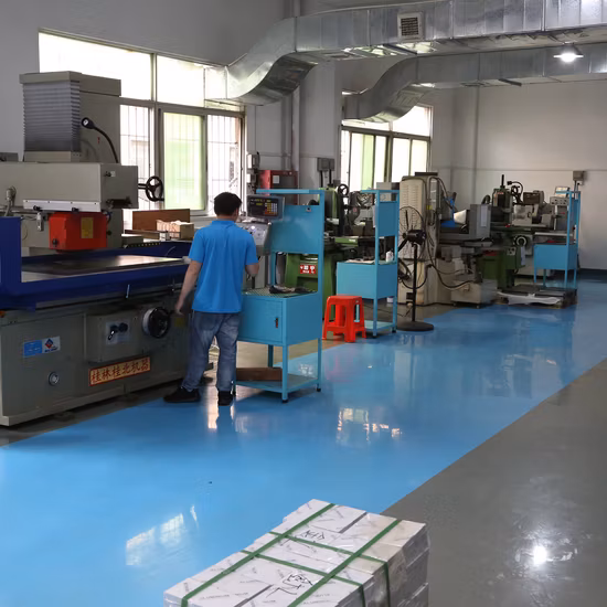 Lavorazione di tornitura orizzontale CNC, parti in alluminio, ottone, acciaio inossidabile, servizio di produzione di metalli